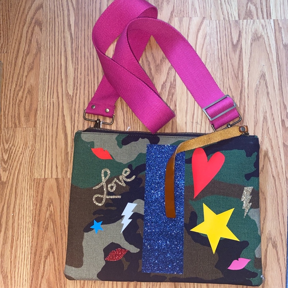 Parker Thatch Lee Crossbody